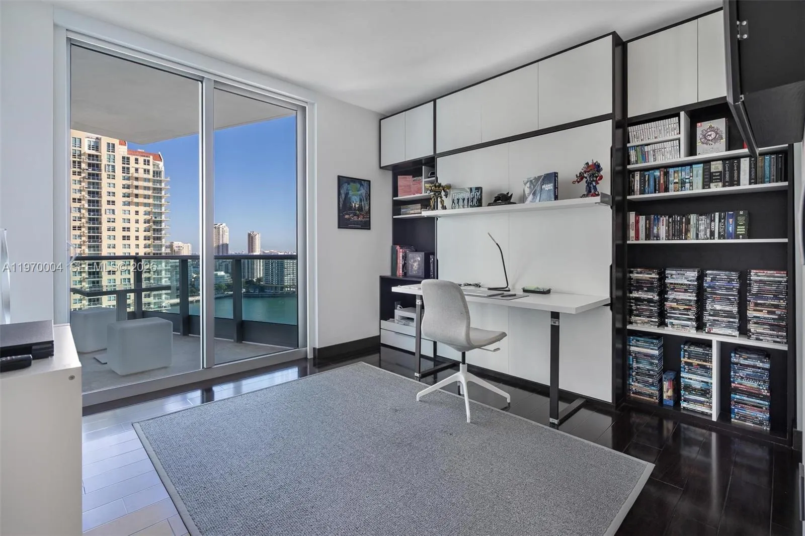 1331 Brickell Bay Dr 2402, Miami, Florida 33131, Miami, Florida 33131, 2 Bedrooms Bedrooms, ,2 BathroomsBathrooms,Residential,For Sale,1331 Brickell Bay Dr 2402, Miami, Florida 33131,A11970004