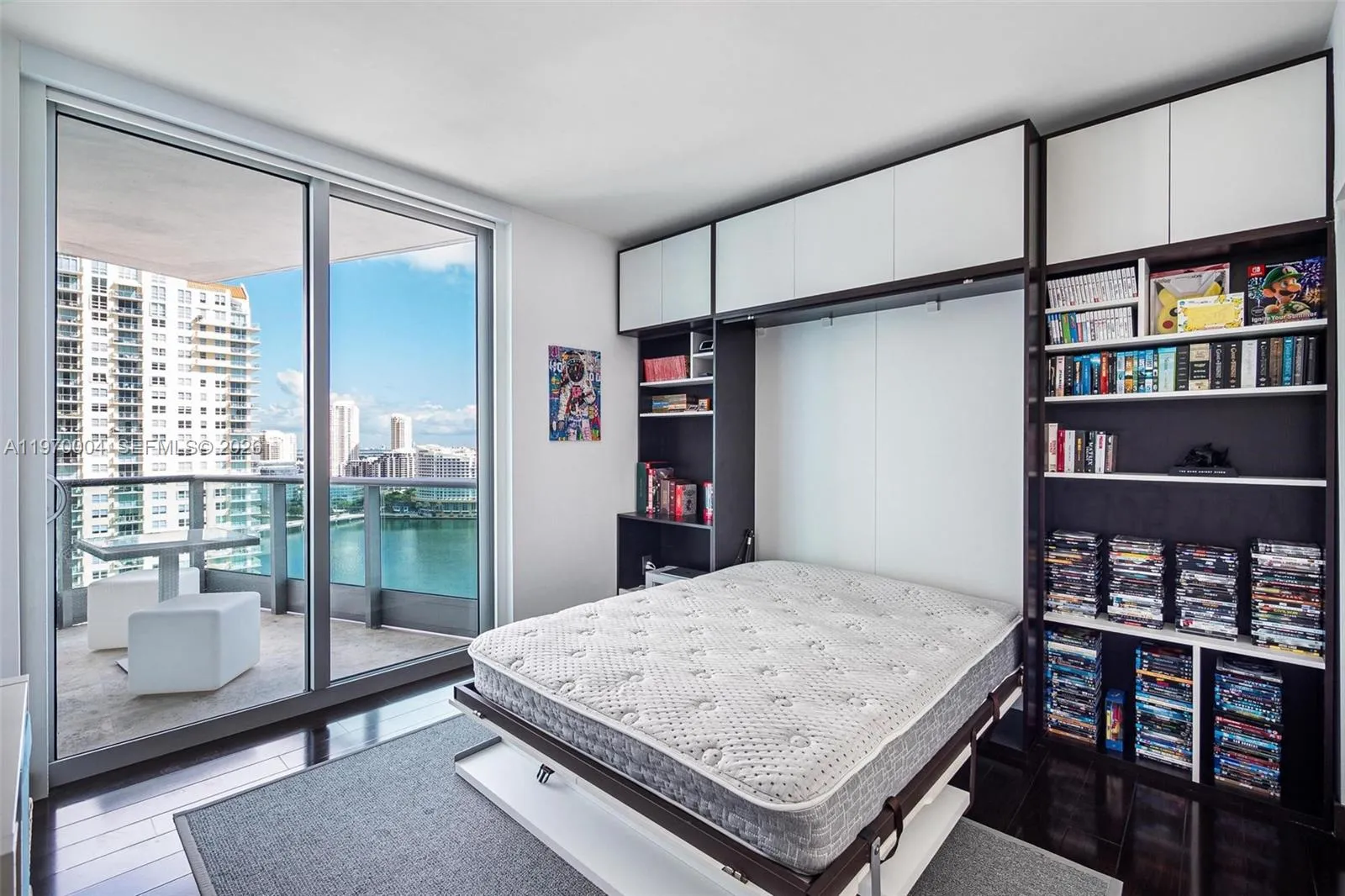 1331 Brickell Bay Dr 2402, Miami, Florida 33131, Miami, Florida 33131, 2 Bedrooms Bedrooms, ,2 BathroomsBathrooms,Residential,For Sale,1331 Brickell Bay Dr 2402, Miami, Florida 33131,A11970004