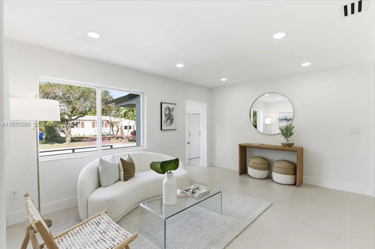 1971 Sw 33rd Ave, Miami, Florida 33145, Miami, Florida 33145, 4 Bedrooms Bedrooms, ,3 BathroomsBathrooms,Residential,For Sale,1971 Sw 33rd Ave, Miami, Florida 33145,A11970066