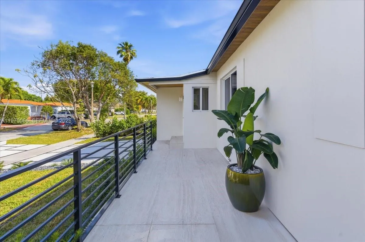 1971 Sw 33rd Ave, Miami, Florida 33145, Miami, Florida 33145, 4 Bedrooms Bedrooms, ,3 BathroomsBathrooms,Residential,For Sale,1971 Sw 33rd Ave, Miami, Florida 33145,A11970066