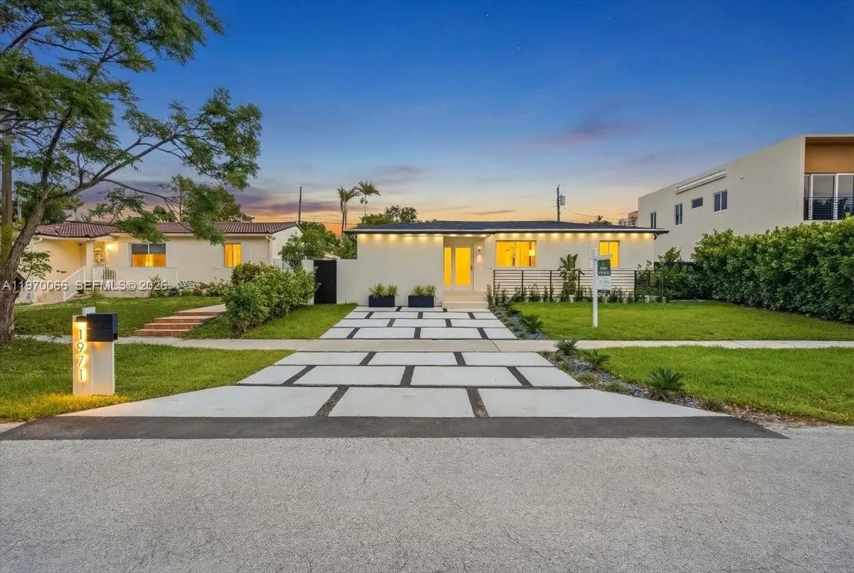 1971 Sw 33rd Ave, Miami, Florida 33145, Miami, Florida 33145, 4 Bedrooms Bedrooms, ,3 BathroomsBathrooms,Residential,For Sale,1971 Sw 33rd Ave, Miami, Florida 33145,A11970066