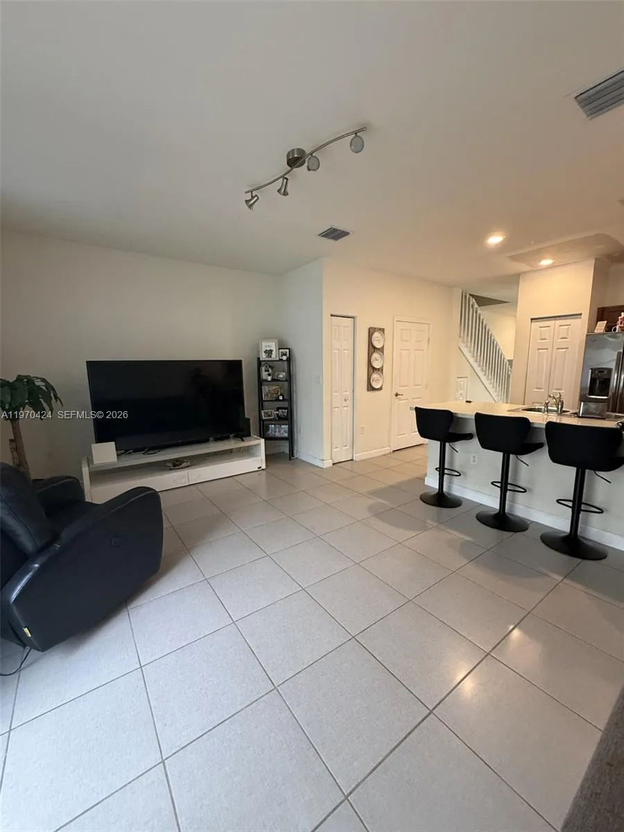 9386 W 33rd Ln, Hialeah, Florida 33018, Hialeah, Florida 33018, 3 Bedrooms Bedrooms, ,2 BathroomsBathrooms,Residential,For Sale,9386 W 33rd Ln, Hialeah, Florida 33018,A11970424