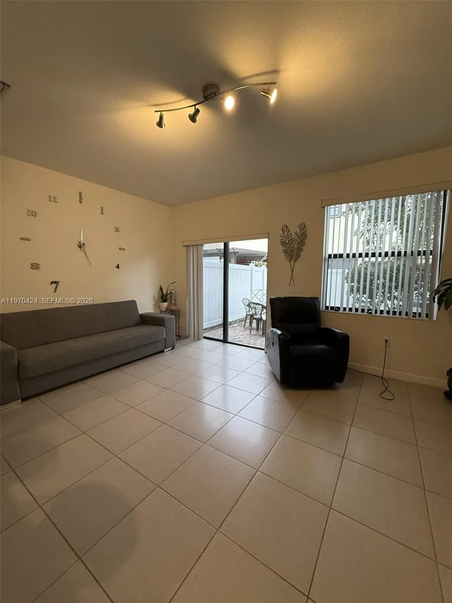 9386 W 33rd Ln, Hialeah, Florida 33018, Hialeah, Florida 33018, 3 Bedrooms Bedrooms, ,2 BathroomsBathrooms,Residential,For Sale,9386 W 33rd Ln, Hialeah, Florida 33018,A11970424