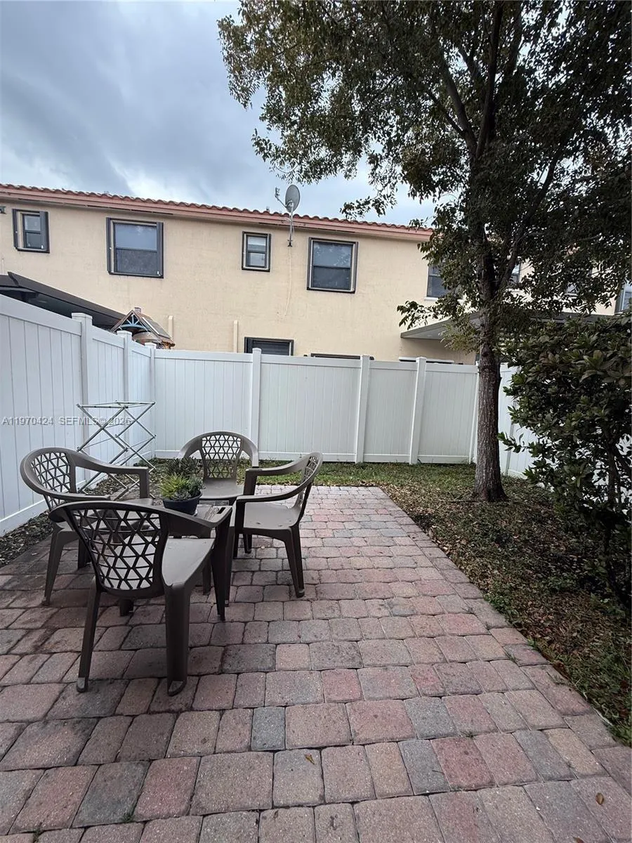 9386 W 33rd Ln, Hialeah, Florida 33018, Hialeah, Florida 33018, 3 Bedrooms Bedrooms, ,2 BathroomsBathrooms,Residential,For Sale,9386 W 33rd Ln, Hialeah, Florida 33018,A11970424