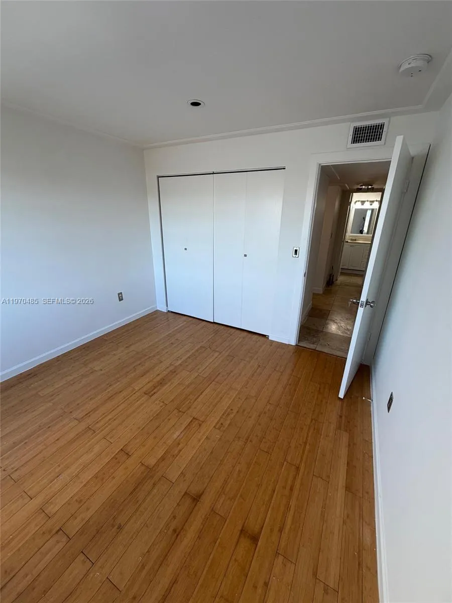 4670 W 13th Ln 523, Hialeah, Florida 33012, Hialeah, Florida 33012, 2 Bedrooms Bedrooms, ,2 BathroomsBathrooms,Residential Lease,For Rent,4670 W 13th Ln 523, Hialeah, Florida 33012,A11970485