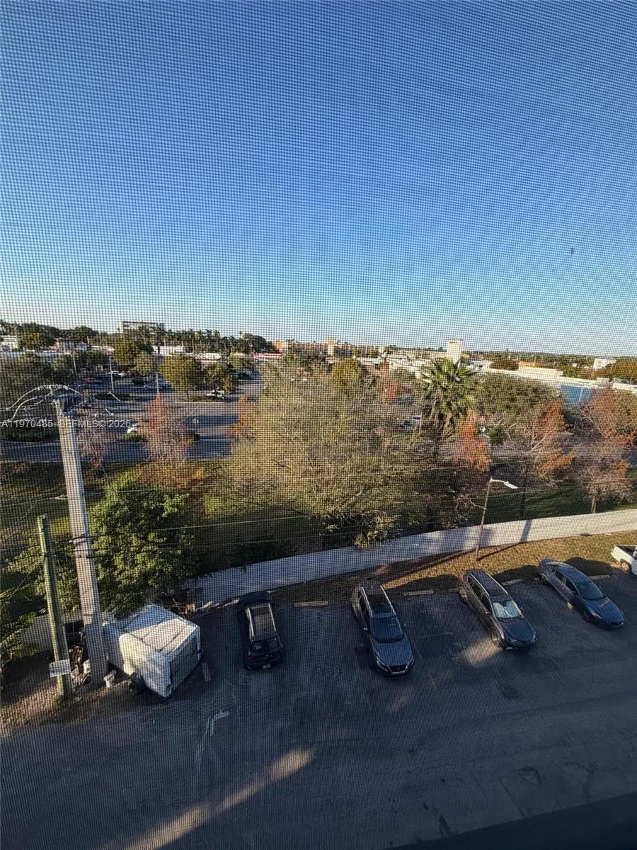4670 W 13th Ln 523, Hialeah, Florida 33012, Hialeah, Florida 33012, 2 Bedrooms Bedrooms, ,2 BathroomsBathrooms,Residential Lease,For Rent,4670 W 13th Ln 523, Hialeah, Florida 33012,A11970485