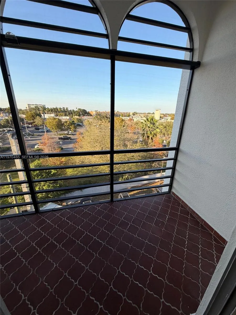 4670 W 13th Ln 523, Hialeah, Florida 33012, Hialeah, Florida 33012, 2 Bedrooms Bedrooms, ,2 BathroomsBathrooms,Residential Lease,For Rent,4670 W 13th Ln 523, Hialeah, Florida 33012,A11970485