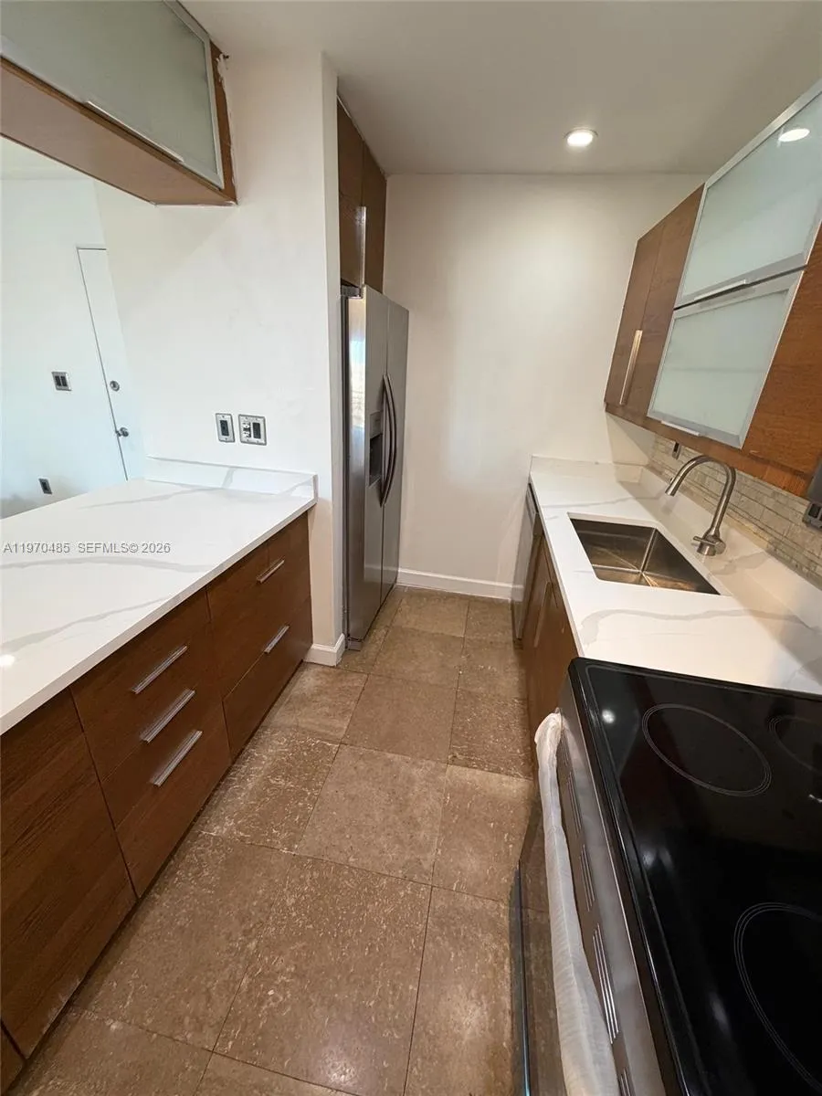 4670 W 13th Ln 523, Hialeah, Florida 33012, Hialeah, Florida 33012, 2 Bedrooms Bedrooms, ,2 BathroomsBathrooms,Residential Lease,For Rent,4670 W 13th Ln 523, Hialeah, Florida 33012,A11970485