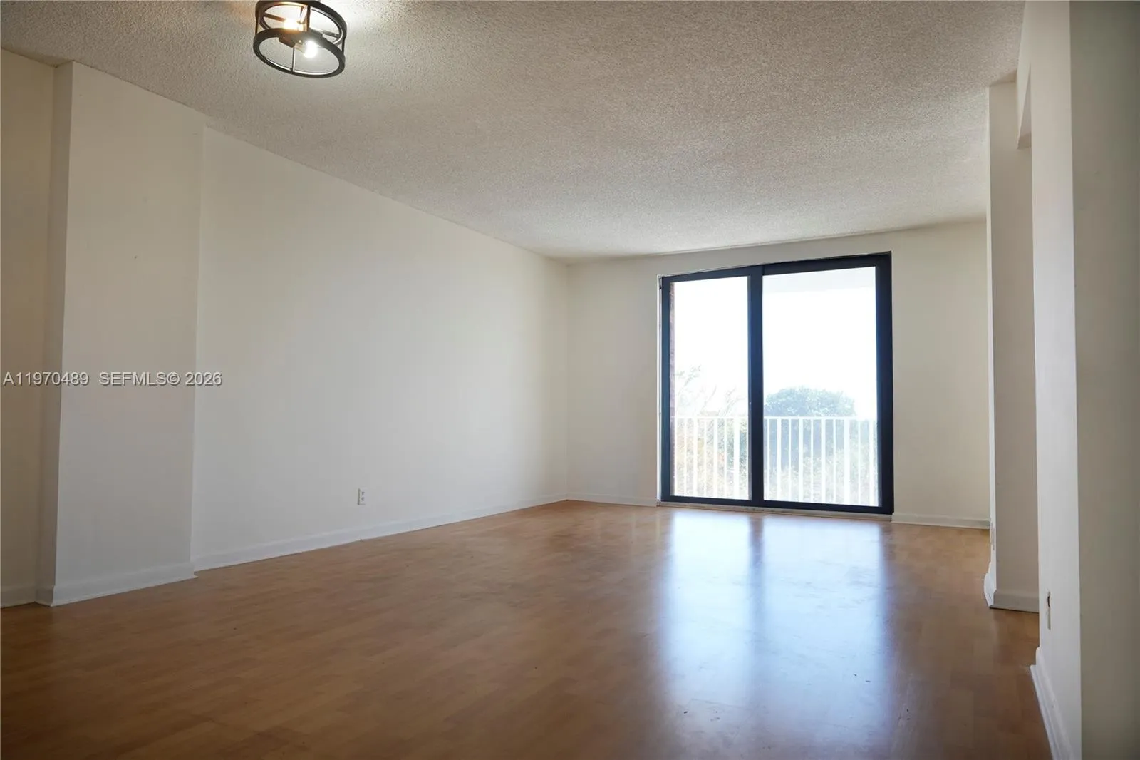901 Hillcrest Dr 504, Hollywood, Florida 33021, Hollywood, Florida 33021, 2 Bedrooms Bedrooms, ,2 BathroomsBathrooms,Residential,For Sale,901 Hillcrest Dr 504, Hollywood, Florida 33021,A11970489