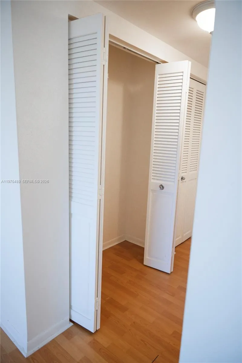 901 Hillcrest Dr 504, Hollywood, Florida 33021, Hollywood, Florida 33021, 2 Bedrooms Bedrooms, ,2 BathroomsBathrooms,Residential,For Sale,901 Hillcrest Dr 504, Hollywood, Florida 33021,A11970489