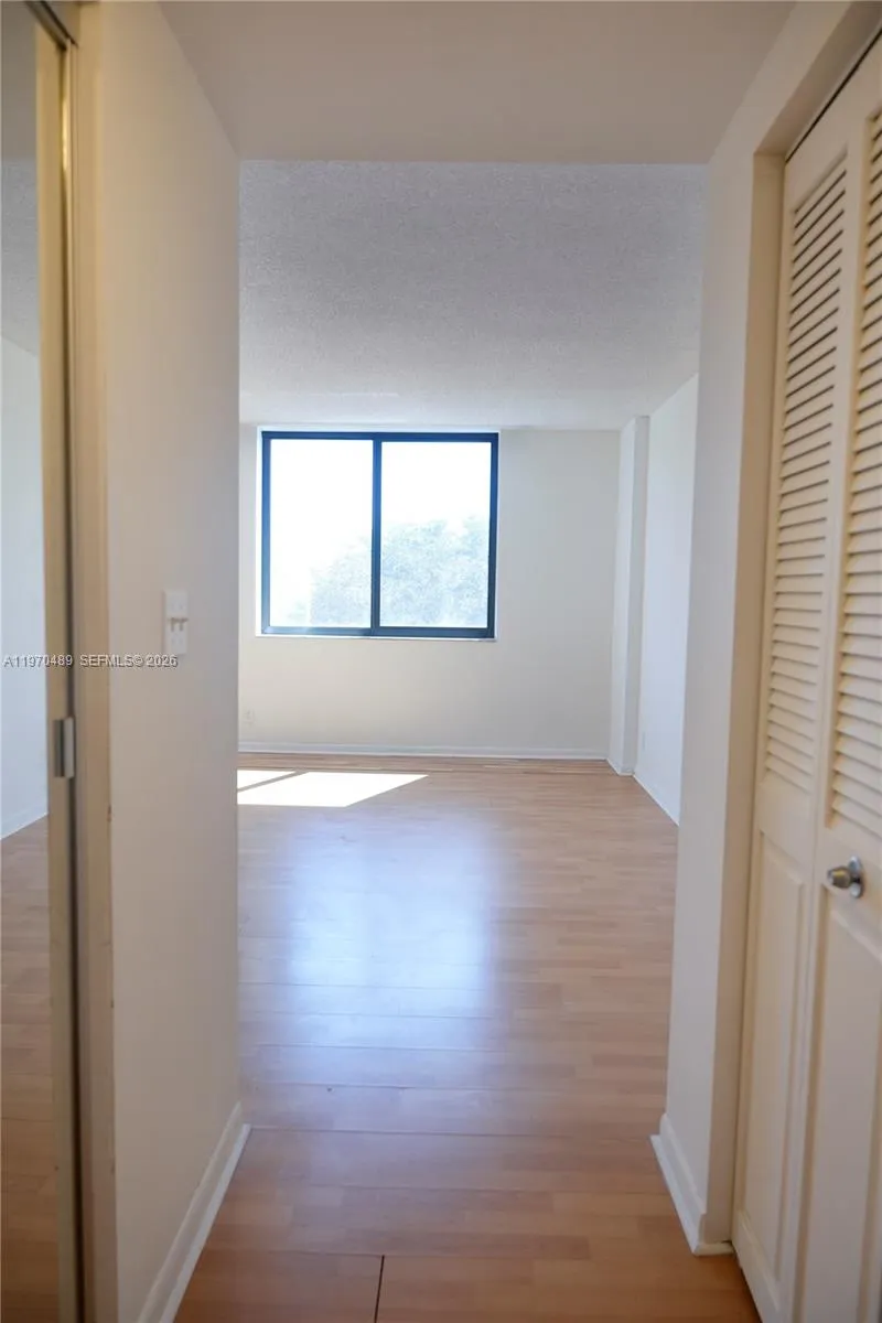 901 Hillcrest Dr 504, Hollywood, Florida 33021, Hollywood, Florida 33021, 2 Bedrooms Bedrooms, ,2 BathroomsBathrooms,Residential,For Sale,901 Hillcrest Dr 504, Hollywood, Florida 33021,A11970489