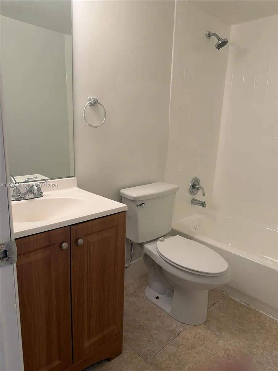 3396 Foxcroft Rd 113, Miramar, Florida 33025, Miramar, Florida 33025, 2 Bedrooms Bedrooms, ,2 BathroomsBathrooms,Residential,For Sale,3396 Foxcroft Rd 113, Miramar, Florida 33025,A11970502