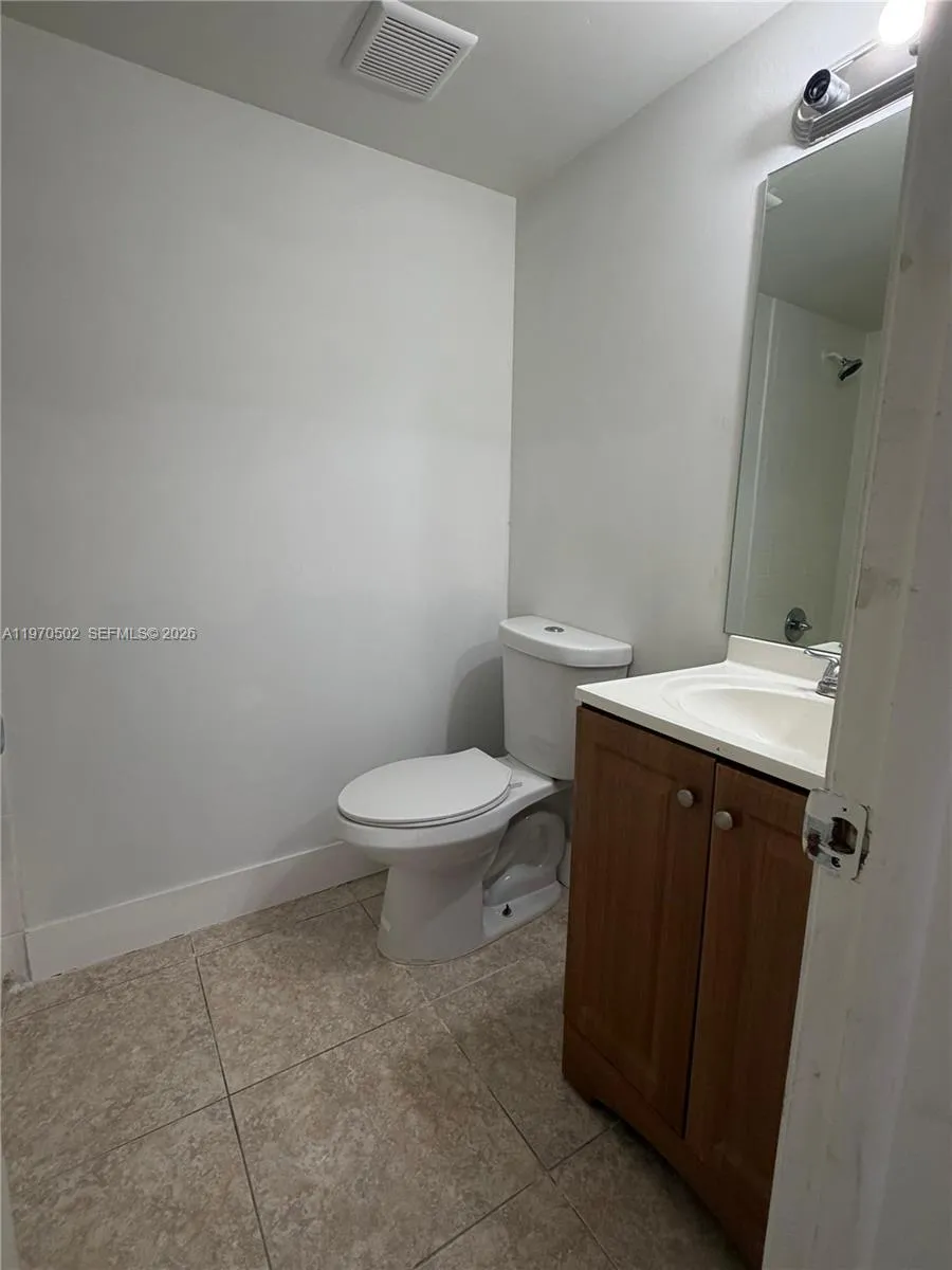 3396 Foxcroft Rd 113, Miramar, Florida 33025, Miramar, Florida 33025, 2 Bedrooms Bedrooms, ,2 BathroomsBathrooms,Residential,For Sale,3396 Foxcroft Rd 113, Miramar, Florida 33025,A11970502