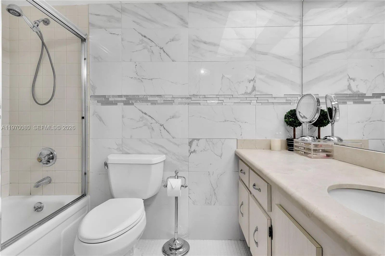 301 174 Street 405, Sunny Isles Beach, Florida 331, Sunny Isles Beach, Florida 33160, 1 Bedroom Bedrooms, ,1 BathroomBathrooms,Residential,For Sale,301 174 Street 405, Sunny Isles Beach, Florida 331,A11970080