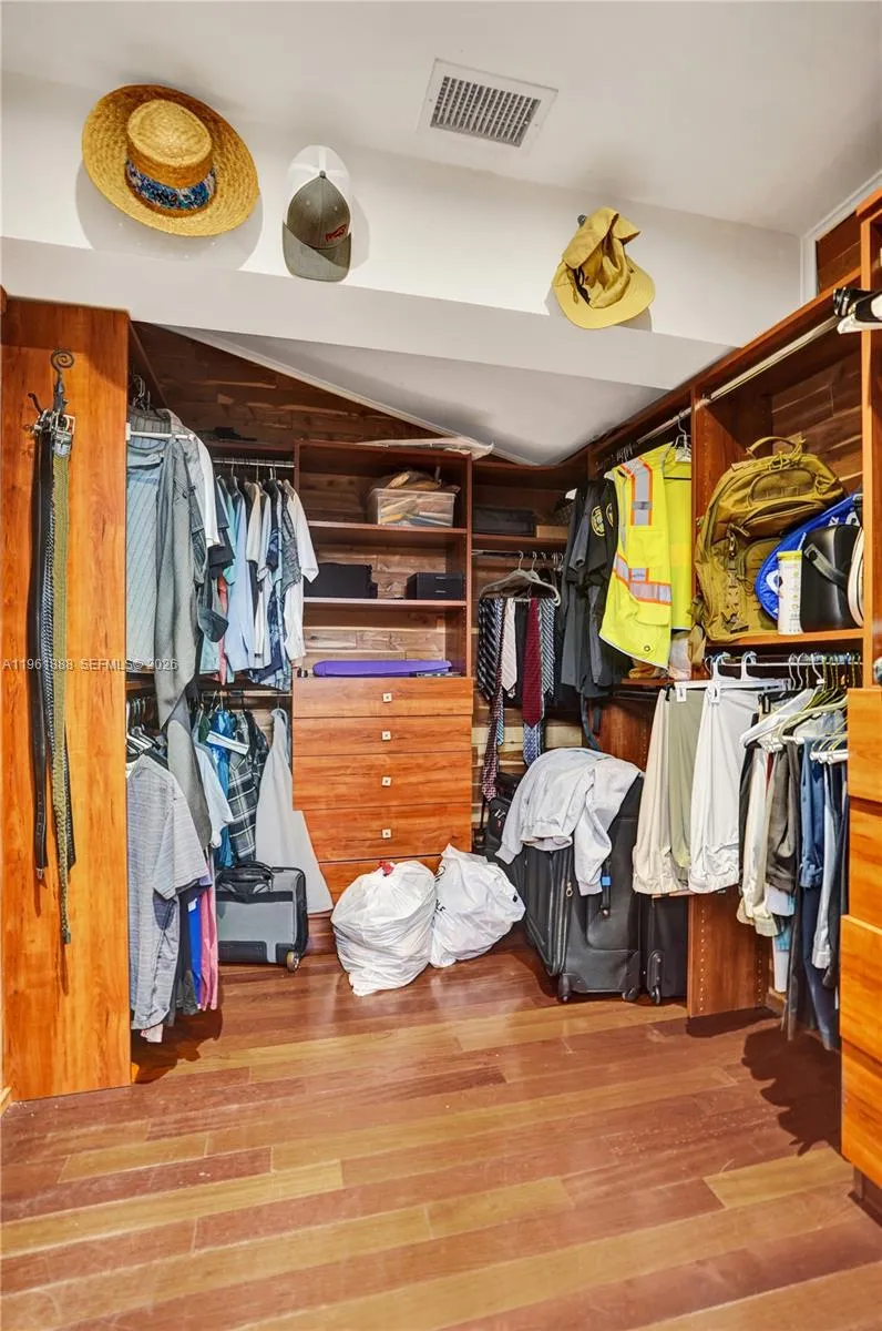 1247 Ne 101st St, Miami Shores, Florida 33138, Miami Shores, Florida 33138, 3 Bedrooms Bedrooms, ,3 BathroomsBathrooms,Residential,For Sale,1247 Ne 101st St, Miami Shores, Florida 33138,A11961888