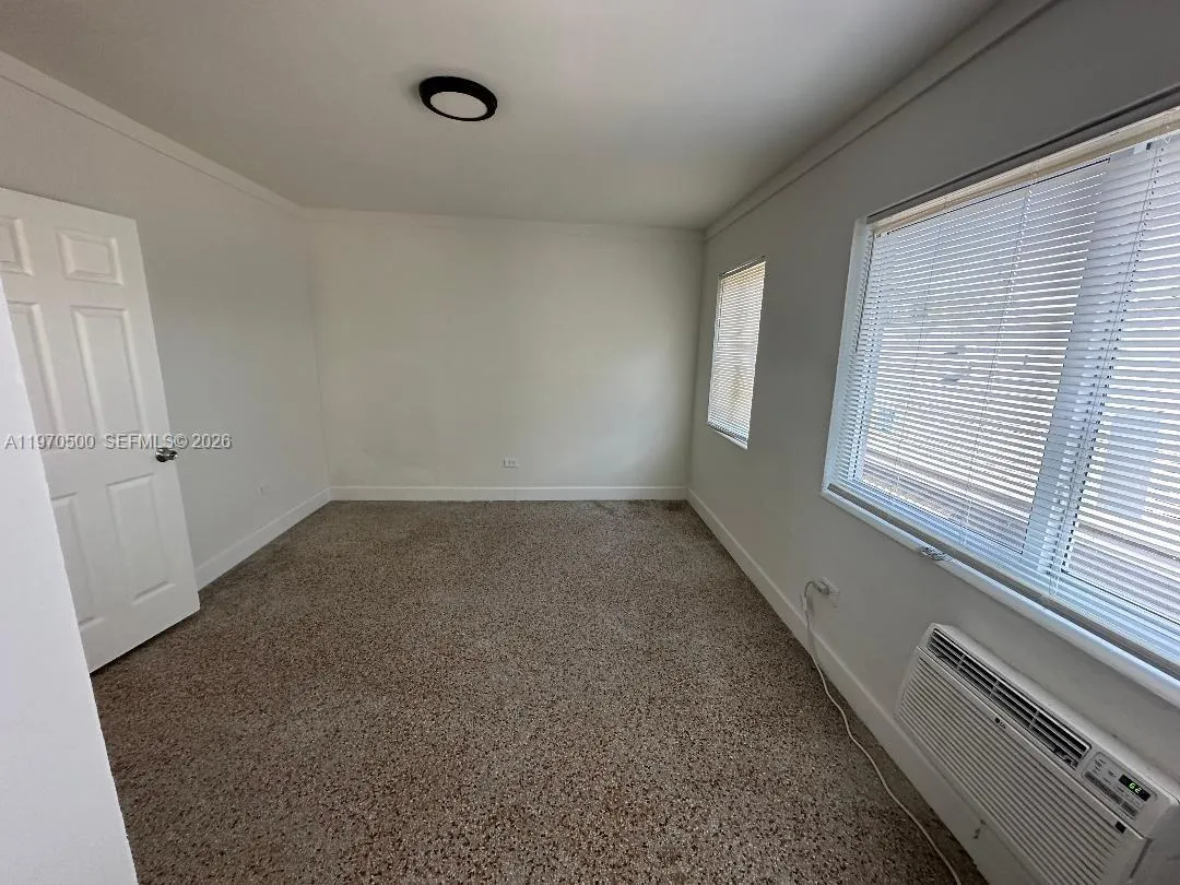 186 Nw 1st St 6, Homestead, Florida 33030, Homestead, Florida 33030, 1 Bedroom Bedrooms, ,1 BathroomBathrooms,Residential Lease,For Rent,186 Nw 1st St 6, Homestead, Florida 33030,A11970500