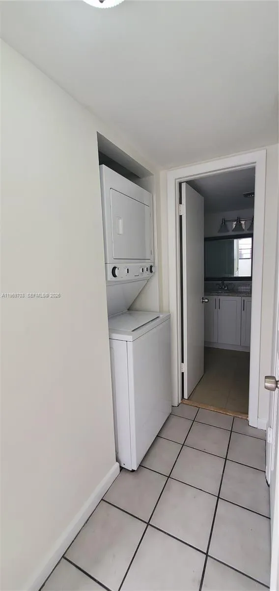 995 Sw 84th Ave 218, Miami, Florida 33144, Miami, Florida 33144, 2 Bedrooms Bedrooms, ,2 BathroomsBathrooms,Residential,For Sale,995 Sw 84th Ave 218, Miami, Florida 33144,A11969703