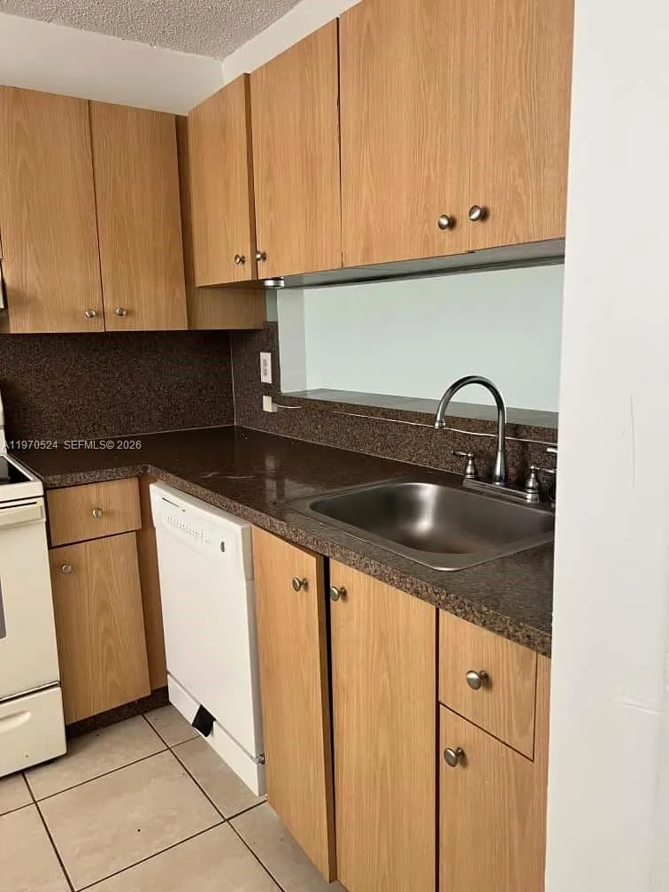 3470 Foxcroft Rd 307, Miramar, Florida 33025, Miramar, Florida 33025, 2 Bedrooms Bedrooms, ,2 BathroomsBathrooms,Residential,For Sale,3470 Foxcroft Rd 307, Miramar, Florida 33025,A11970524