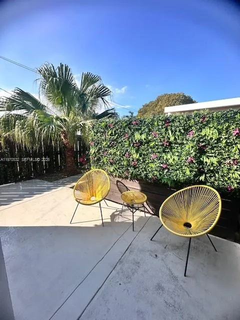 1634 Fletcher St 3, Hollywood, Florida 33020, Hollywood, Florida 33020, 1 Bedroom Bedrooms, ,1 BathroomBathrooms,Residential Lease,For Rent,1634 Fletcher St 3, Hollywood, Florida 33020,A11970532