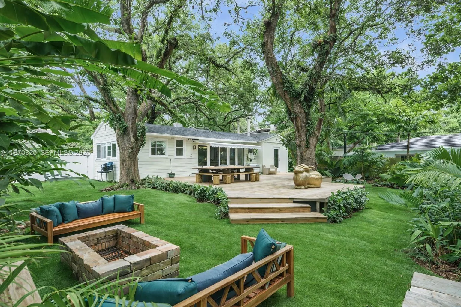 842 Nw 9th Ct, Miami, Florida 33136, Miami, Florida 33136, 4 Bedrooms Bedrooms, ,3 BathroomsBathrooms,Residential,For Sale,842 Nw 9th Ct, Miami, Florida 33136,A11970325