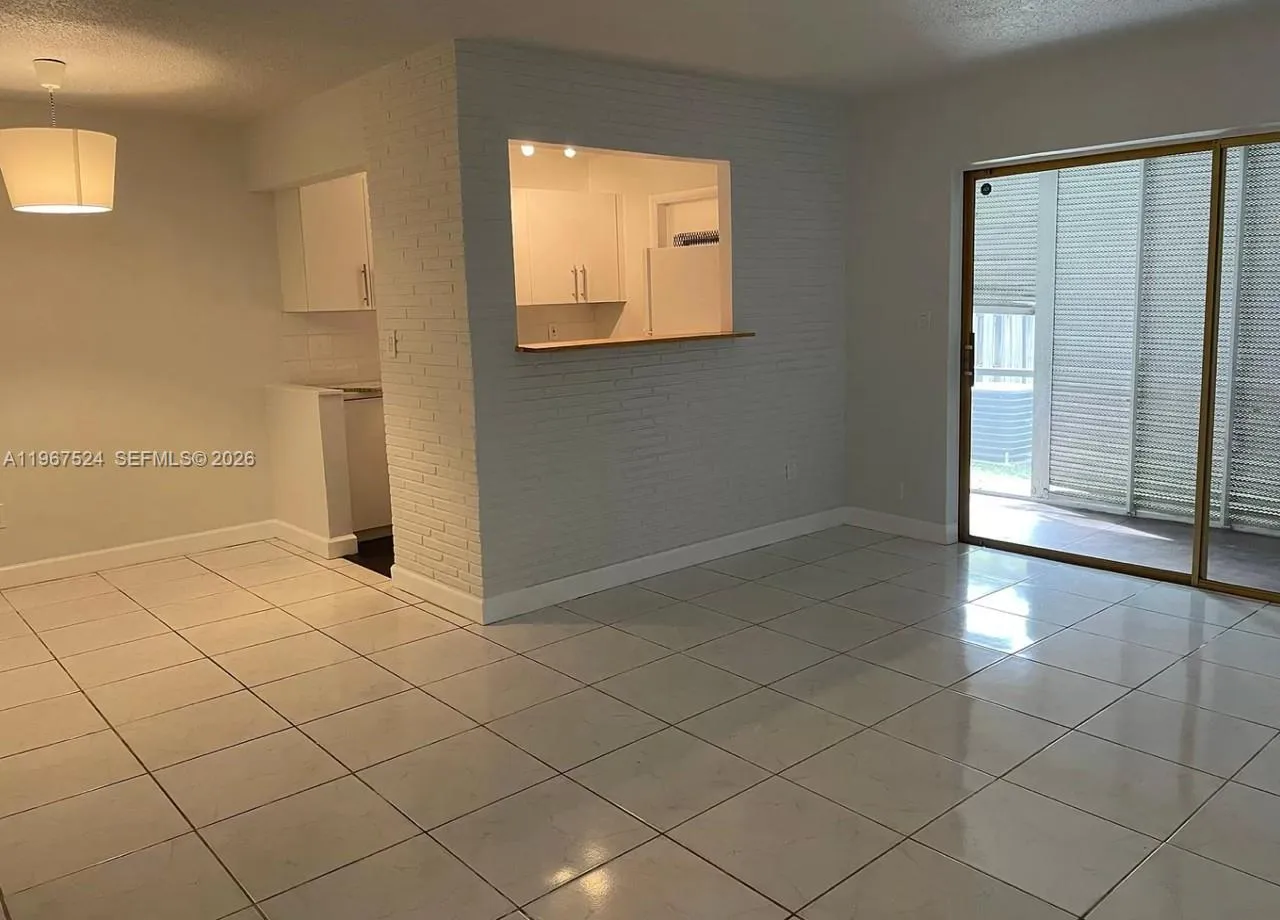 20400 Nw 7 106, Miami Gardens, Florida 33169, Miami Gardens, Florida 33169, 1 Bedroom Bedrooms, 1 Room Rooms,1 BathroomBathrooms,Residential,For Sale,20400 Nw 7 106, Miami Gardens, Florida 33169,A11967524