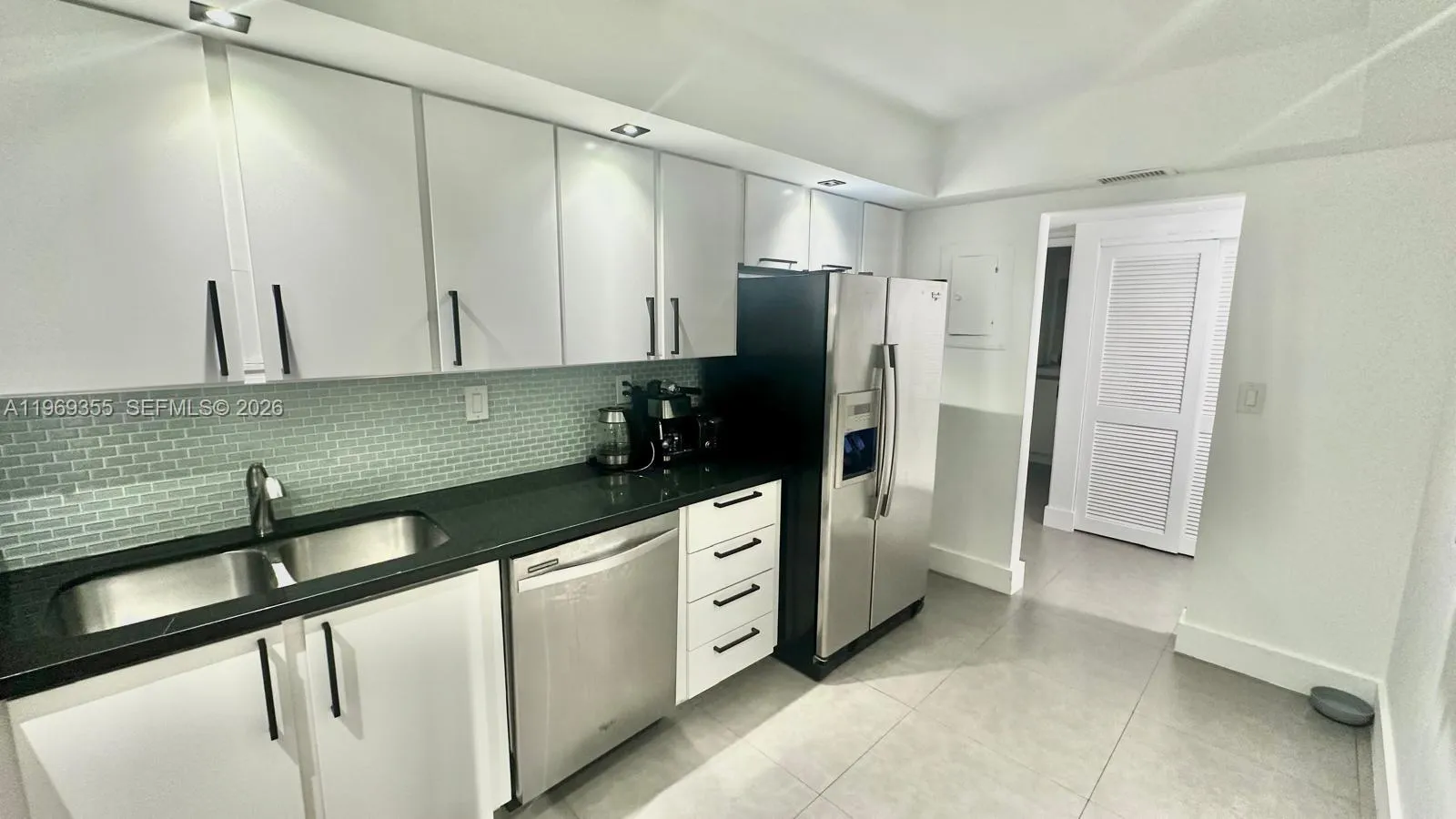 19370 Collins Ave 319, Sunny Isles Beach, Florida, Sunny Isles Beach, Florida 33160, 1 Bedroom Bedrooms, ,1 BathroomBathrooms,Residential,For Sale,19370 Collins Ave 319, Sunny Isles Beach, Florida ,A11969355