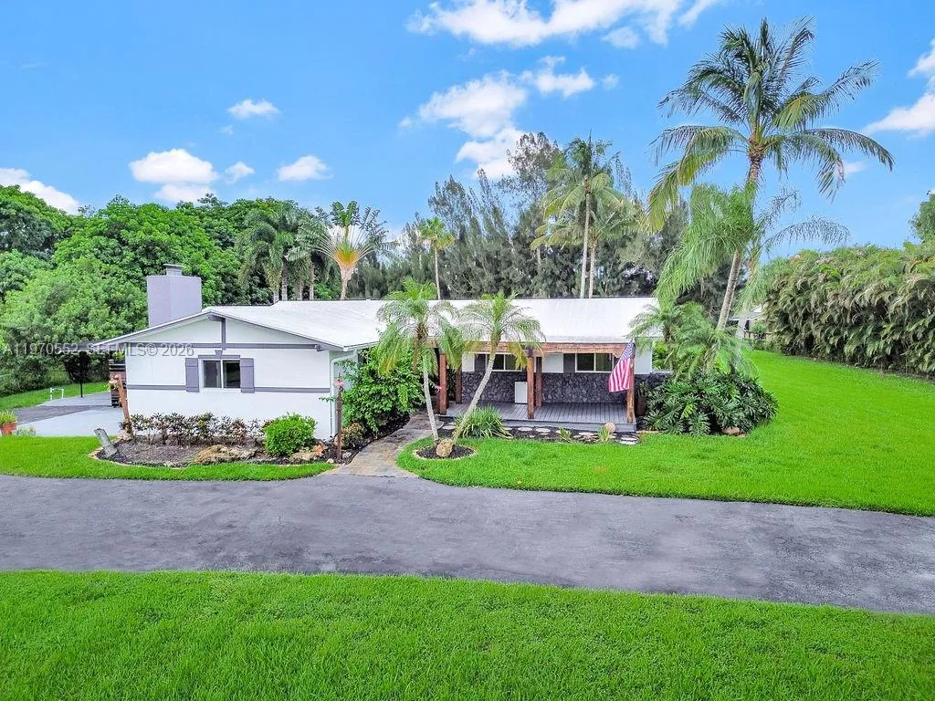 5300 Sw 162nd Ave, Southwest Ranches, Florida 3333, Southwest Ranches, Florida 33331, ,Land,For Sale,5300 Sw 162nd Ave, Southwest Ranches, Florida 3333,A11970552