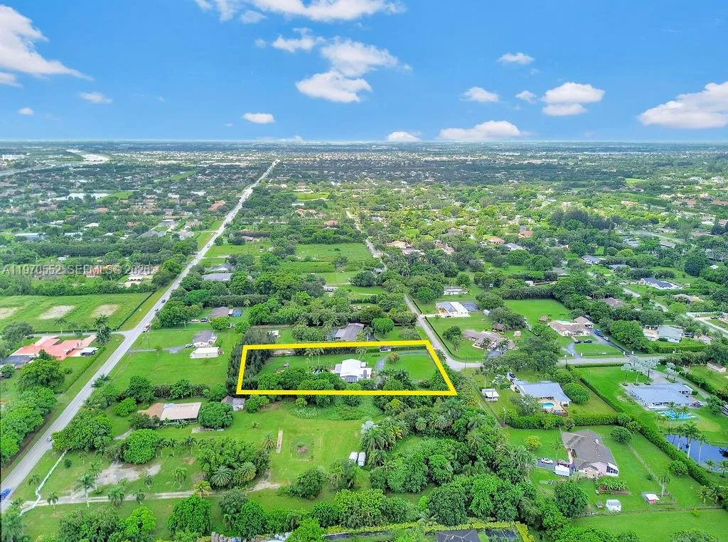 5300 Sw 162nd Ave, Southwest Ranches, Florida 3333, Southwest Ranches, Florida 33331, ,Land,For Sale,5300 Sw 162nd Ave, Southwest Ranches, Florida 3333,A11970552