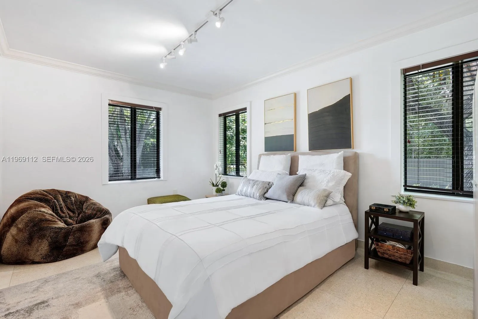 575 Hibiscus Ln, Miami, Florida 33137, Miami, Florida 33137, 5 Bedrooms Bedrooms, ,5 BathroomsBathrooms,Residential Lease,For Rent,575 Hibiscus Ln, Miami, Florida 33137,A11969112