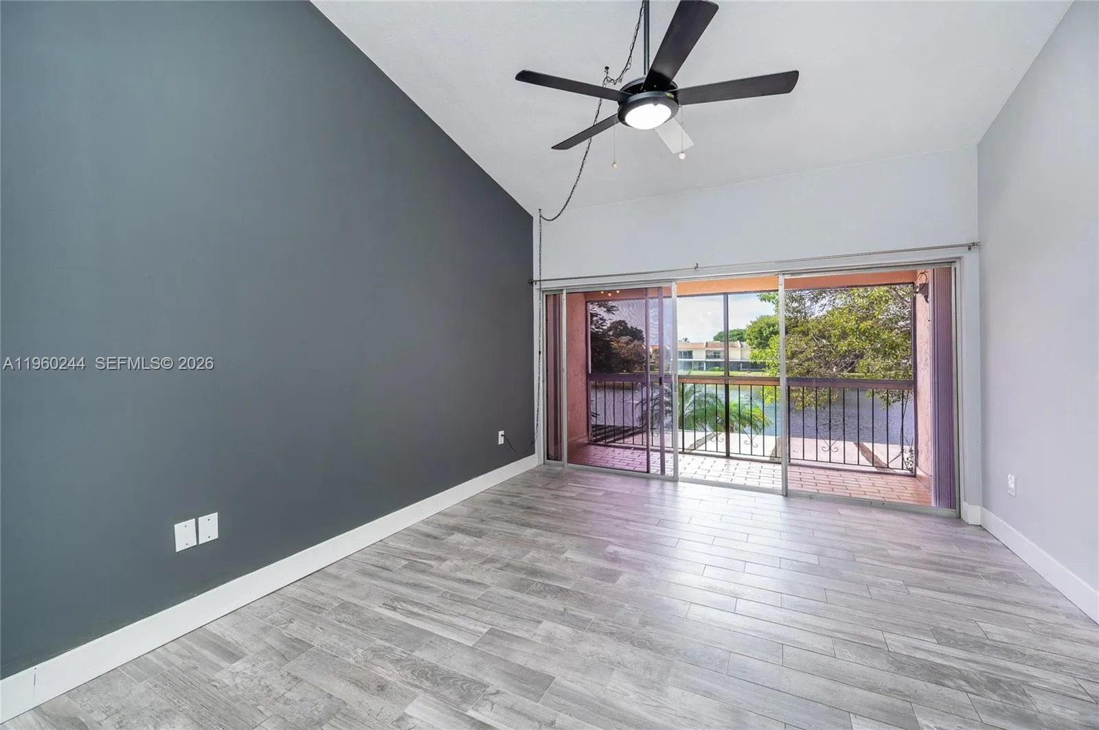 14271 Kendale Lakes Cir, Miami, Florida 33183, Miami, Florida 33183, 2 Bedrooms Bedrooms, ,2 BathroomsBathrooms,Residential Lease,For Rent,14271 Kendale Lakes Cir, Miami, Florida 33183,A11960244