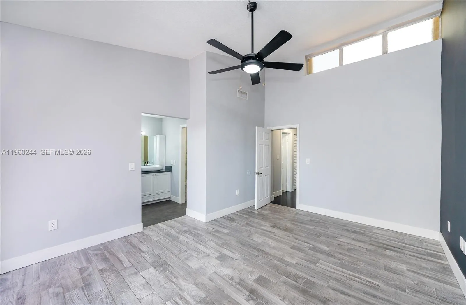 14271 Kendale Lakes Cir, Miami, Florida 33183, Miami, Florida 33183, 2 Bedrooms Bedrooms, ,2 BathroomsBathrooms,Residential Lease,For Rent,14271 Kendale Lakes Cir, Miami, Florida 33183,A11960244