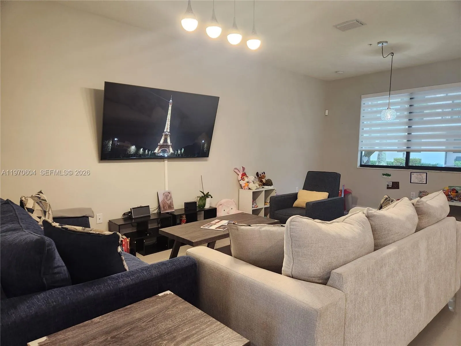 4745 Nw 84th Ct 18, Doral, Florida 33166, Doral, Florida 33166, 3 Bedrooms Bedrooms, ,2 BathroomsBathrooms,Residential Lease,For Rent,4745 Nw 84th Ct 18, Doral, Florida 33166,A11970604