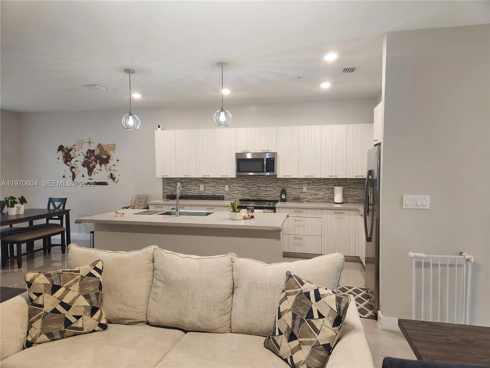 4745 Nw 84th Ct 18, Doral, Florida 33166, Doral, Florida 33166, 3 Bedrooms Bedrooms, ,2 BathroomsBathrooms,Residential Lease,For Rent,4745 Nw 84th Ct 18, Doral, Florida 33166,A11970604