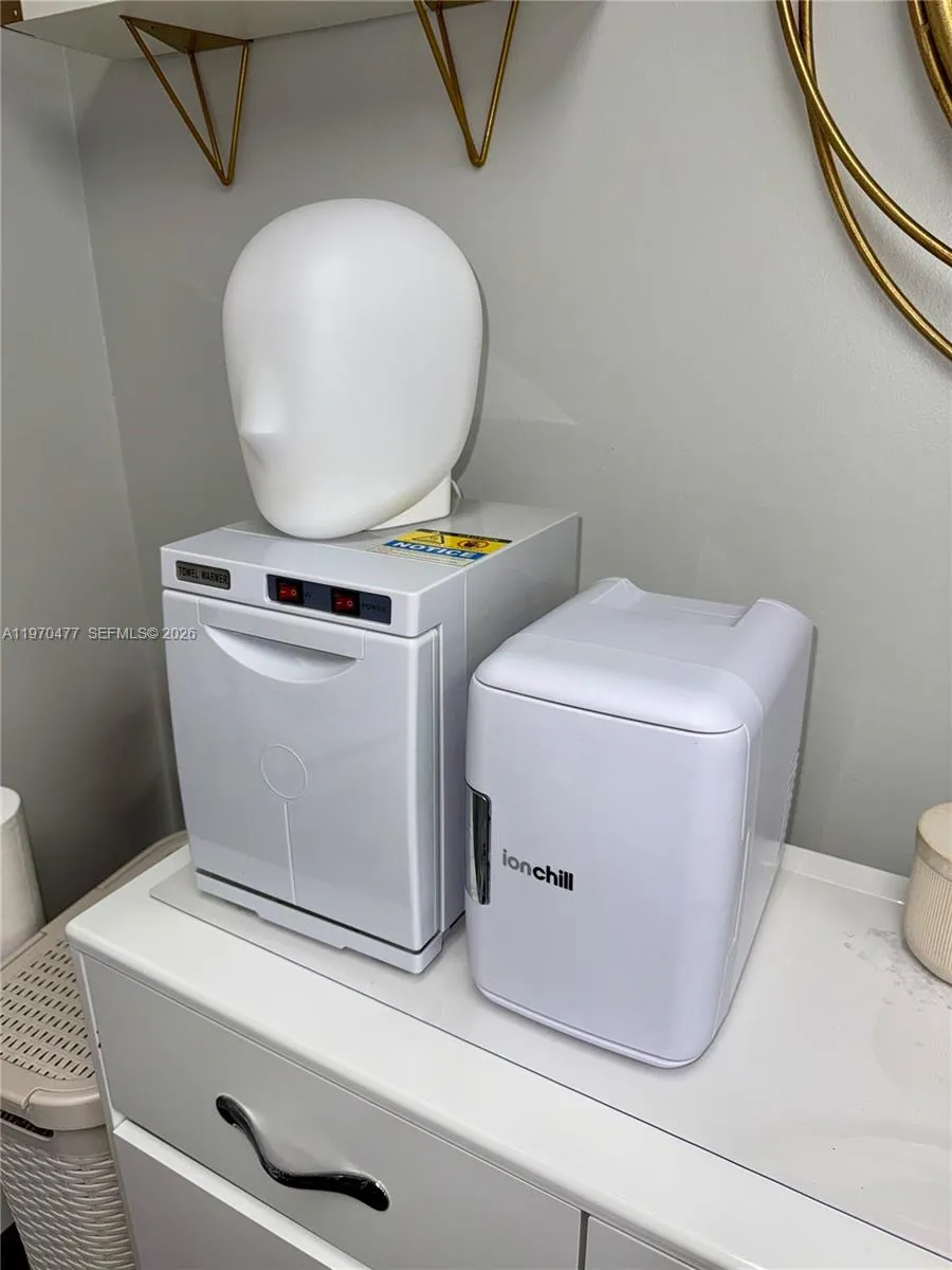 1250 E Hallandale Beach Boulevard, Hallandale Beac, Hallandale Beach, Florida 33009, ,Business Opportunity,For Sale,1250 E Hallandale Beach Boulevard, Hallandale Beac,A11970477