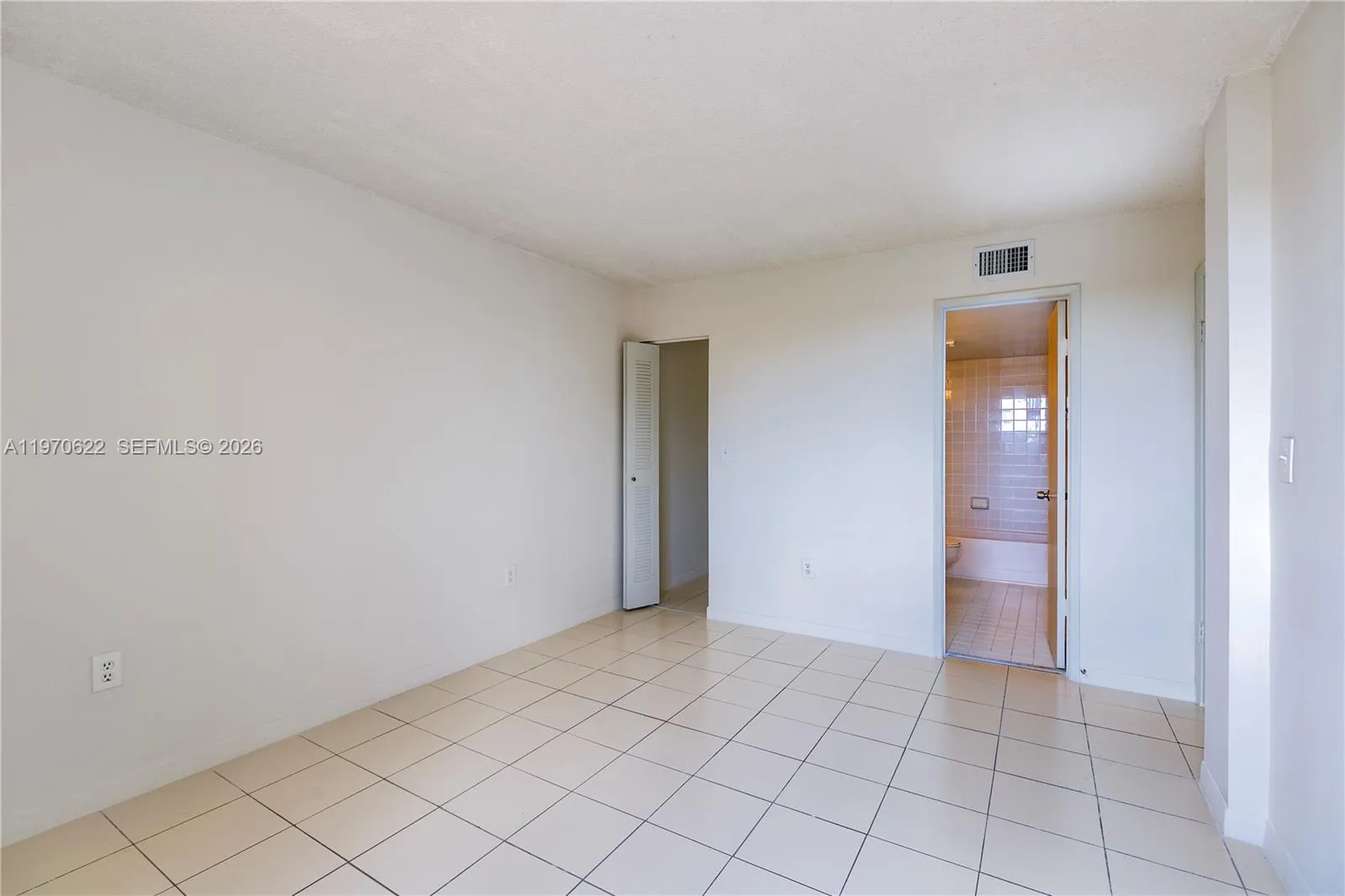 191 Nw 97th Ave 309, Miami, Florida 33172, Miami, Florida 33172, 1 Bedroom Bedrooms, ,1 BathroomBathrooms,Residential Lease,For Rent,191 Nw 97th Ave 309, Miami, Florida 33172,A11970622
