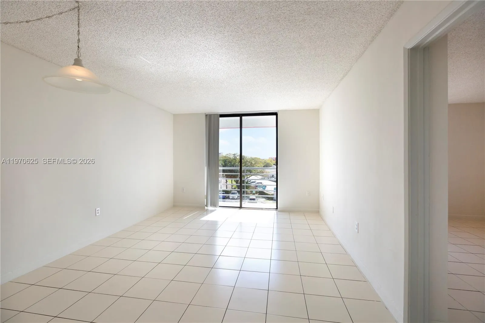 191 Nw 97th Ave 421, Miami, Florida 33172, Miami, Florida 33172, 1 Bedroom Bedrooms, ,1 BathroomBathrooms,Residential Lease,For Rent,191 Nw 97th Ave 421, Miami, Florida 33172,A11970625