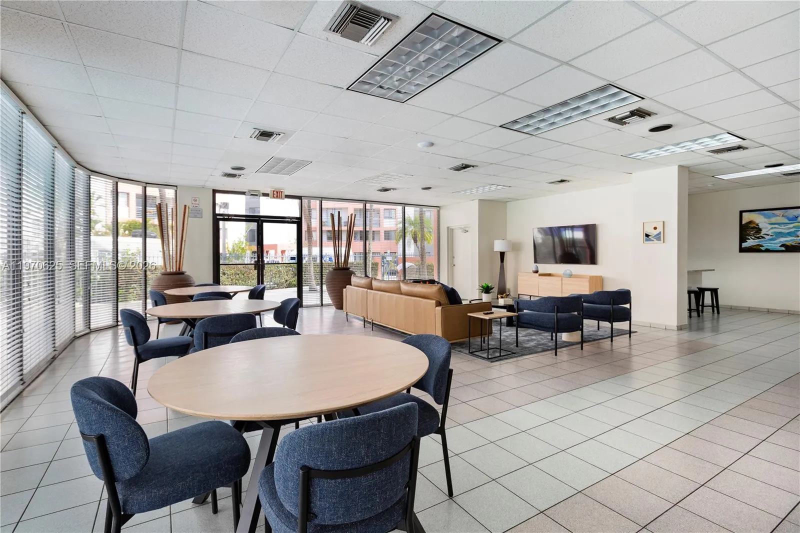 191 Nw 97th Ave 421, Miami, Florida 33172, Miami, Florida 33172, 1 Bedroom Bedrooms, ,1 BathroomBathrooms,Residential Lease,For Rent,191 Nw 97th Ave 421, Miami, Florida 33172,A11970625