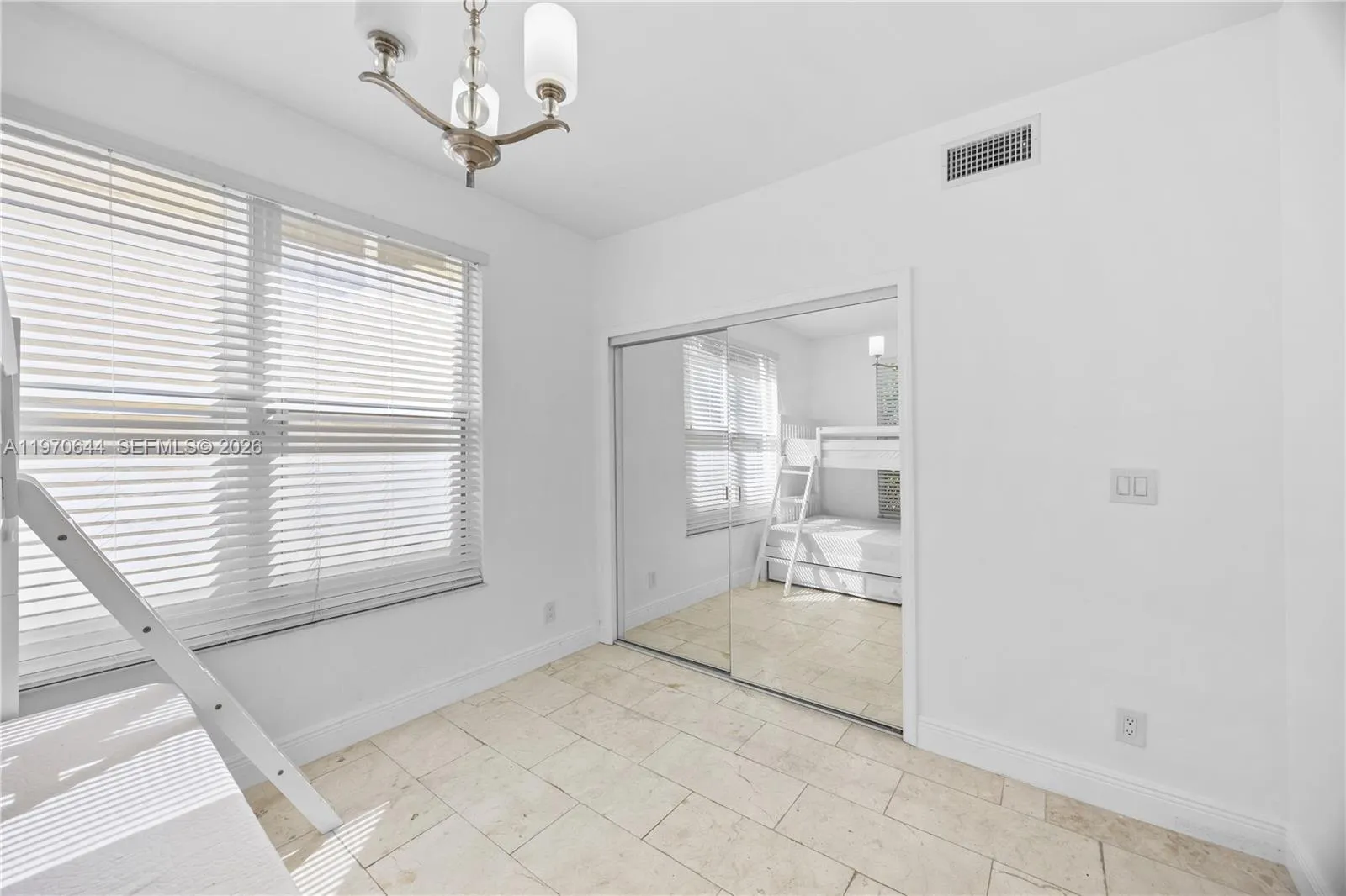 4215 Sheridan Ave 3, Miami Beach, Florida 33140, Miami Beach, Florida 33140, 2 Bedrooms Bedrooms, ,1 BathroomBathrooms,Residential Lease,For Rent,4215 Sheridan Ave 3, Miami Beach, Florida 33140,A11970644