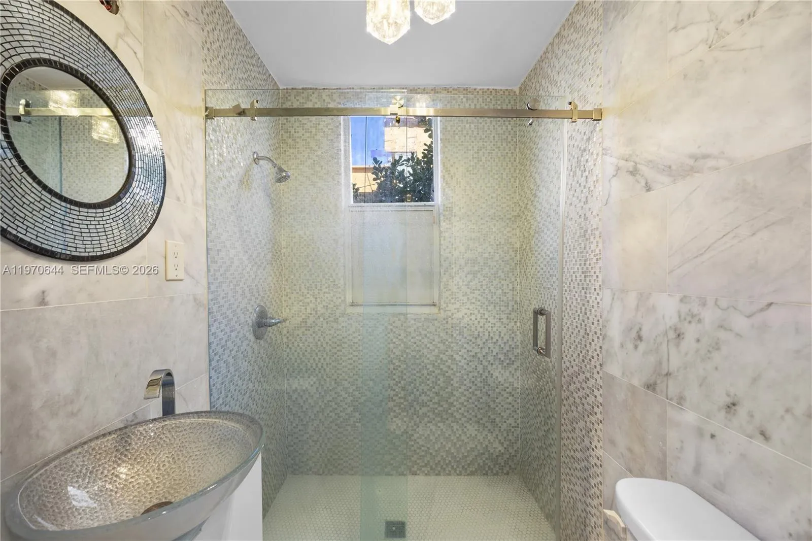 4215 Sheridan Ave 3, Miami Beach, Florida 33140, Miami Beach, Florida 33140, 2 Bedrooms Bedrooms, ,1 BathroomBathrooms,Residential Lease,For Rent,4215 Sheridan Ave 3, Miami Beach, Florida 33140,A11970644