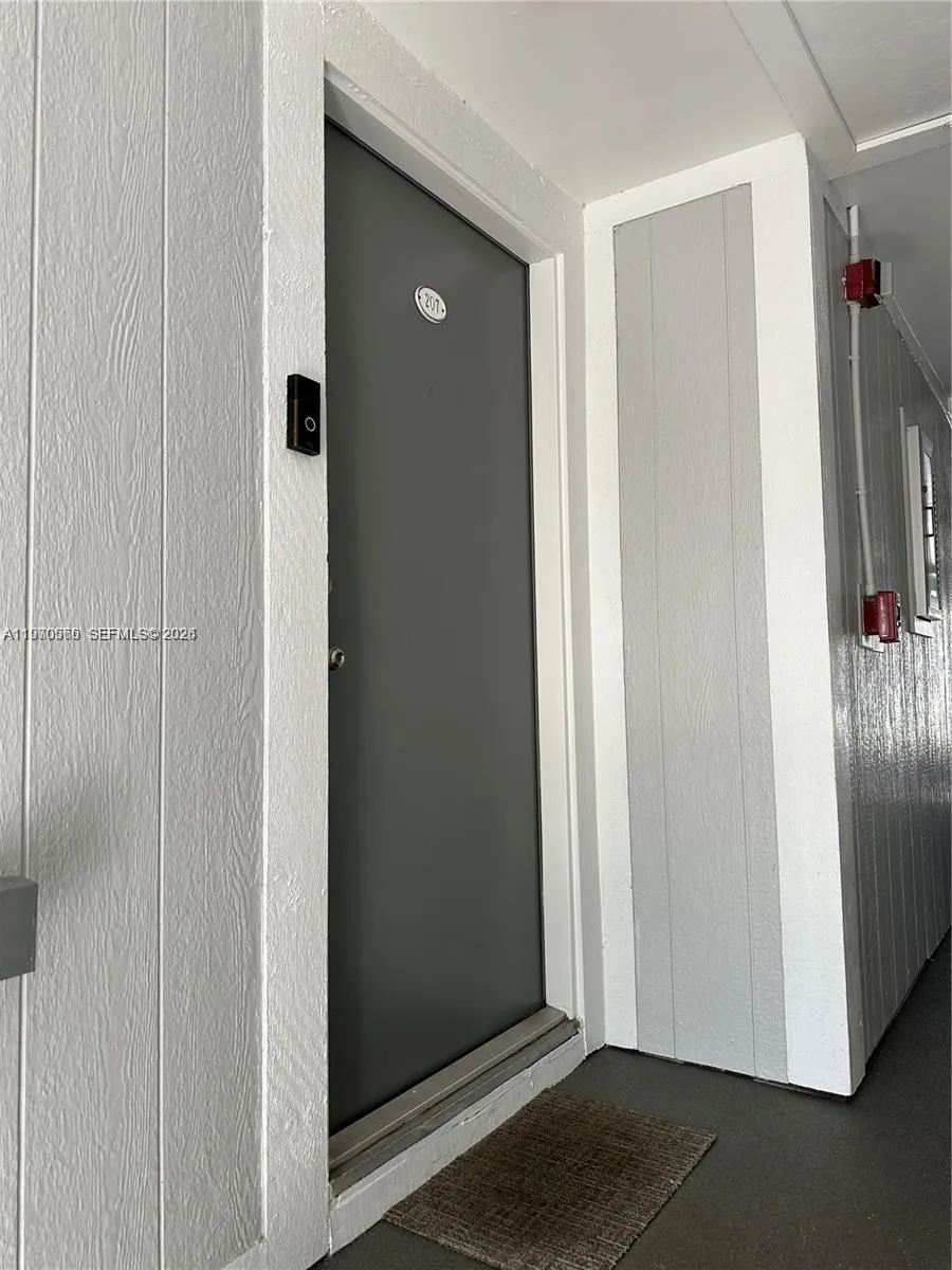 9729 Hammocks Blvd 207e, Miami, Florida 33196, Miami, Florida 33196, 2 Bedrooms Bedrooms, ,2 BathroomsBathrooms,Residential Lease,For Rent,9729 Hammocks Blvd 207e, Miami, Florida 33196,A11970566