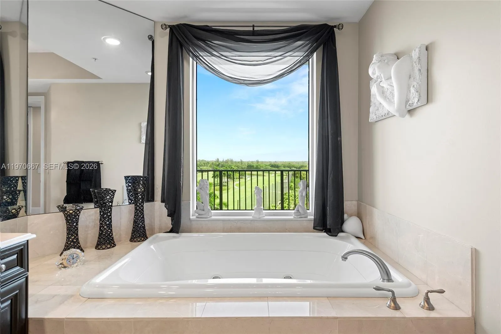 13621 Deering Bay Dr 601, Coral Gables, Florida 33, Coral Gables, Florida 33158, 3 Bedrooms Bedrooms, ,3 BathroomsBathrooms,Residential,For Sale,13621 Deering Bay Dr 601, Coral Gables, Florida 33,A11970667