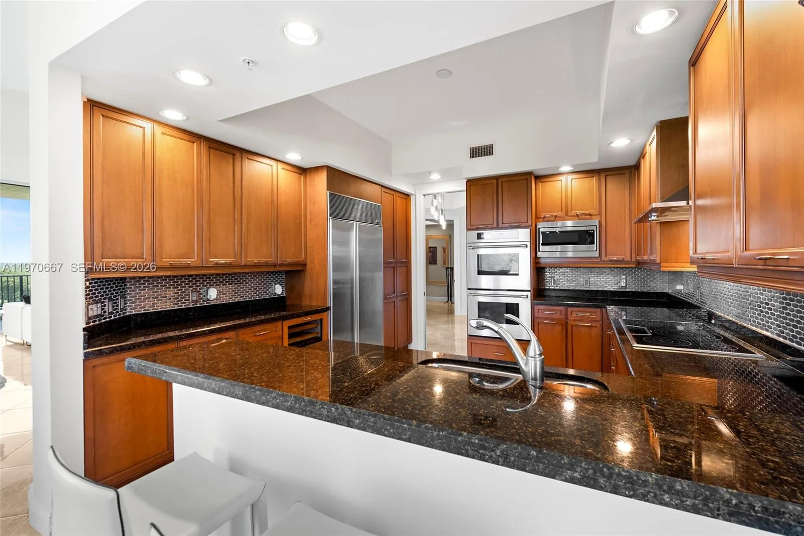 13621 Deering Bay Dr 601, Coral Gables, Florida 33, Coral Gables, Florida 33158, 3 Bedrooms Bedrooms, ,3 BathroomsBathrooms,Residential,For Sale,13621 Deering Bay Dr 601, Coral Gables, Florida 33,A11970667