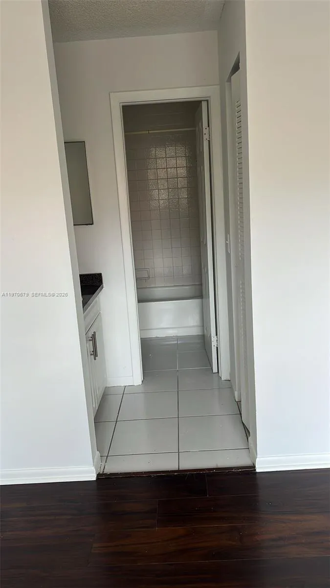 9808 Hammocks Blvd 203-23, Miami, Florida 33196, Miami, Florida 33196, 3 Bedrooms Bedrooms, ,2 BathroomsBathrooms,Residential,For Sale,9808 Hammocks Blvd 203-23, Miami, Florida 33196,A11970679