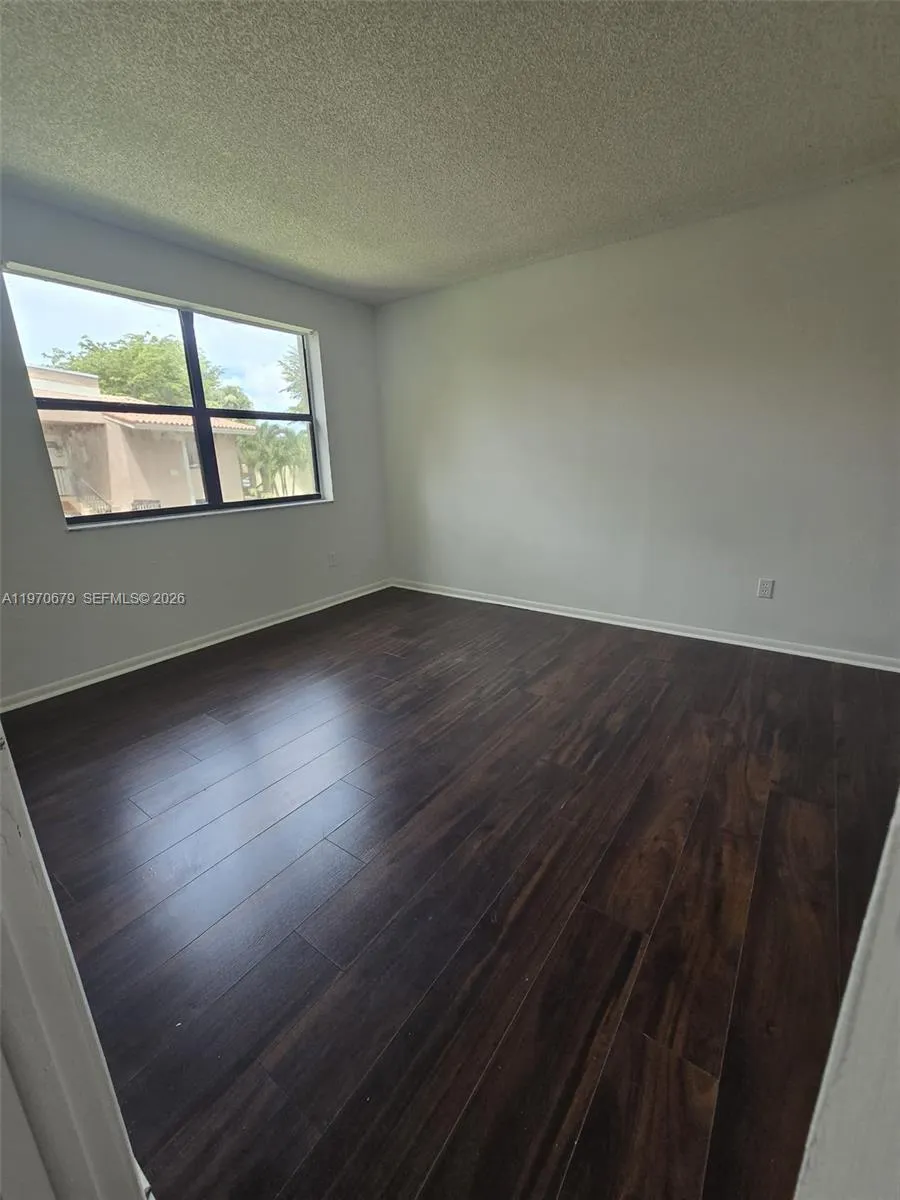 9808 Hammocks Blvd 203-23, Miami, Florida 33196, Miami, Florida 33196, 3 Bedrooms Bedrooms, ,2 BathroomsBathrooms,Residential,For Sale,9808 Hammocks Blvd 203-23, Miami, Florida 33196,A11970679