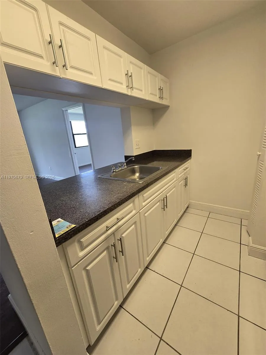 9808 Hammocks Blvd 203-23, Miami, Florida 33196, Miami, Florida 33196, 3 Bedrooms Bedrooms, ,2 BathroomsBathrooms,Residential,For Sale,9808 Hammocks Blvd 203-23, Miami, Florida 33196,A11970679
