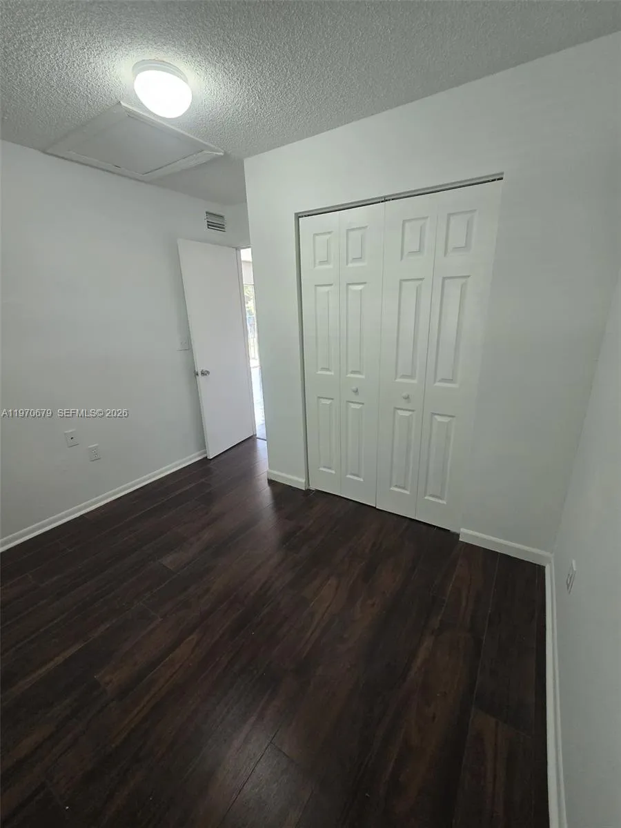 9808 Hammocks Blvd 203-23, Miami, Florida 33196, Miami, Florida 33196, 3 Bedrooms Bedrooms, ,2 BathroomsBathrooms,Residential,For Sale,9808 Hammocks Blvd 203-23, Miami, Florida 33196,A11970679