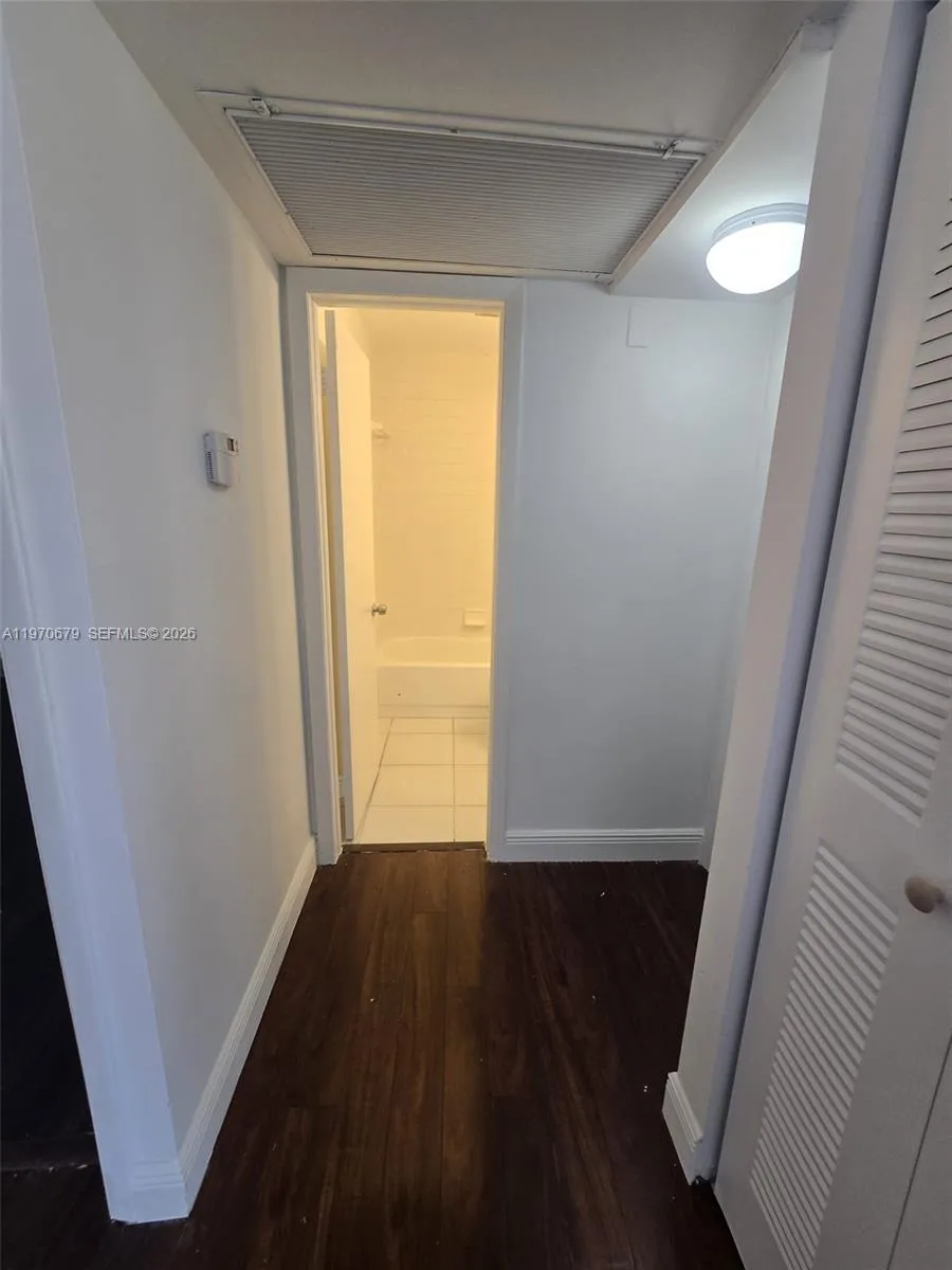 9808 Hammocks Blvd 203-23, Miami, Florida 33196, Miami, Florida 33196, 3 Bedrooms Bedrooms, ,2 BathroomsBathrooms,Residential,For Sale,9808 Hammocks Blvd 203-23, Miami, Florida 33196,A11970679