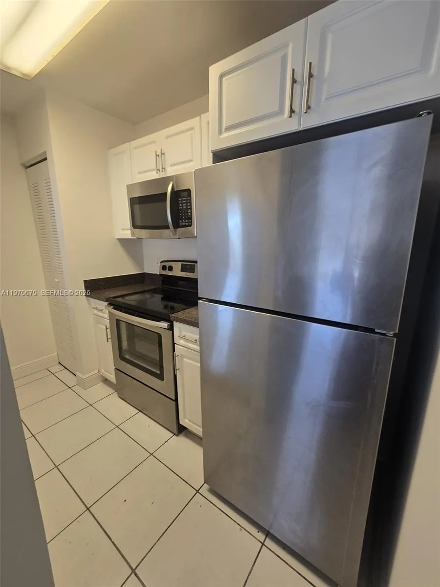 9808 Hammocks Blvd 203-23, Miami, Florida 33196, Miami, Florida 33196, 3 Bedrooms Bedrooms, ,2 BathroomsBathrooms,Residential,For Sale,9808 Hammocks Blvd 203-23, Miami, Florida 33196,A11970679