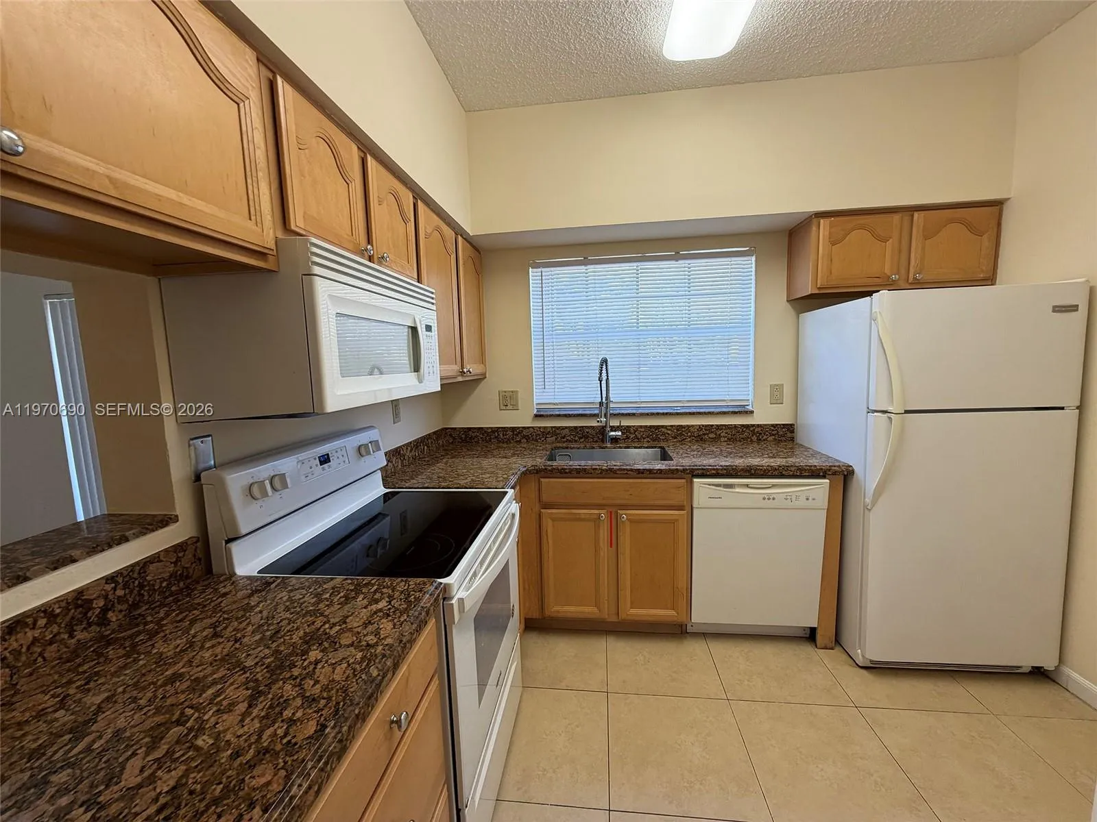 2091 Nw 96th Ter 13e, Pembroke Pines, Florida 3302, Pembroke Pines, Florida 33024, 2 Bedrooms Bedrooms, ,2 BathroomsBathrooms,Residential Lease,For Rent,2091 Nw 96th Ter 13e, Pembroke Pines, Florida 3302,A11970690