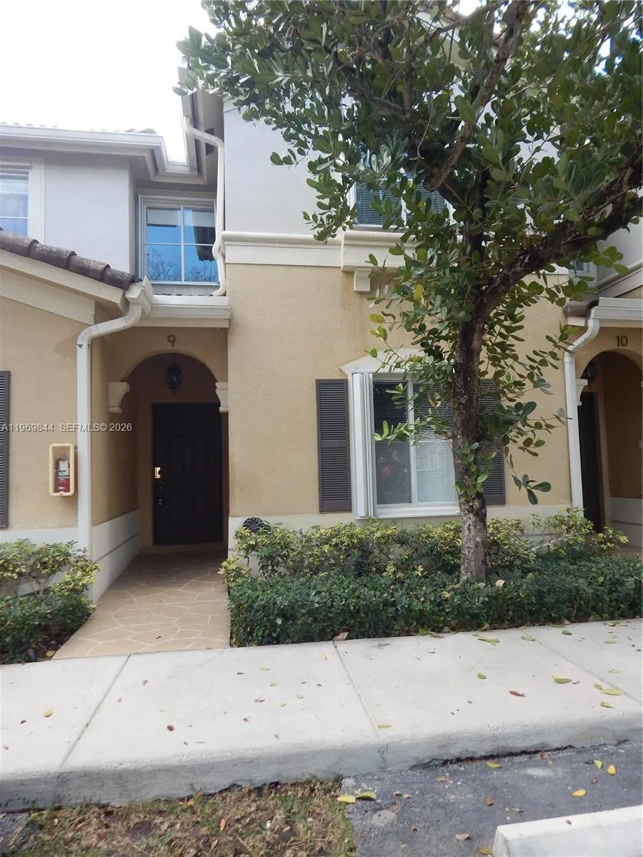 8986 W Flagler St 9, Miami, Florida 33174, Miami, Florida 33174, 4 Bedrooms Bedrooms, ,3 BathroomsBathrooms,Residential Lease,For Rent,8986 W Flagler St 9, Miami, Florida 33174,A11969844 8986 W Flagler St 9, Miami, Florida 33174, Miami, Florida 33174, 4 Bedrooms Bedrooms, ,3 BathroomsBathrooms,Residential Lease,For Rent,8986 W Flagler St 9, Miami, Florida 33174,A11969844